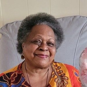 Meet your Posher, Phyllis